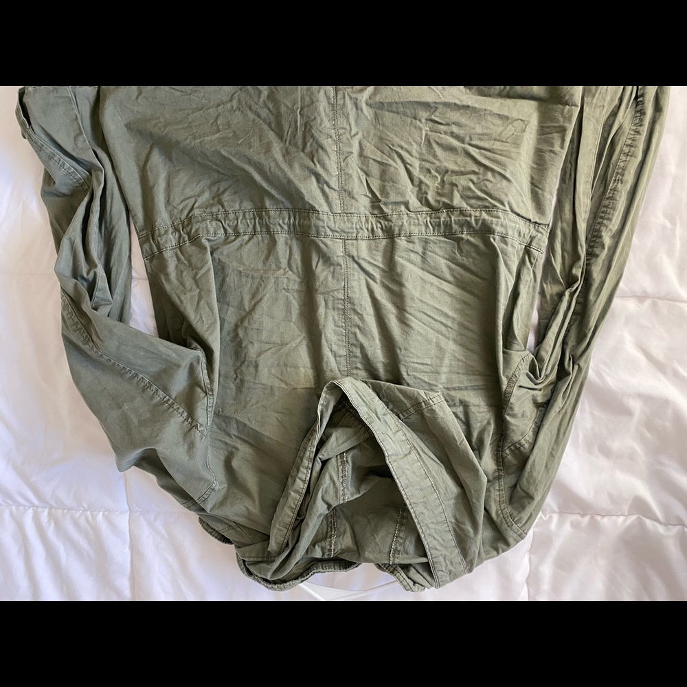 green jacket - Picture 5 of 5